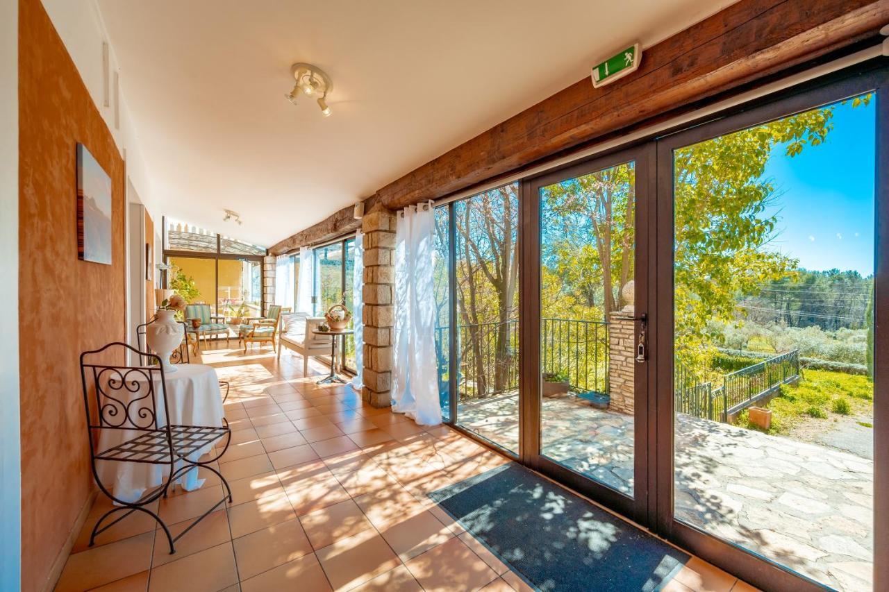 La Maison Du Rouge Gorge - Charmante Maison Climatisee Avec Piscine Pontevès Dış mekan fotoğraf